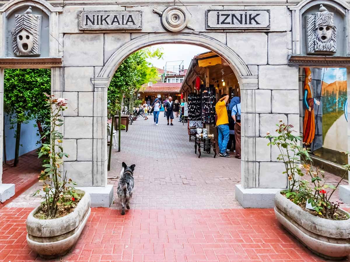 İZNİK