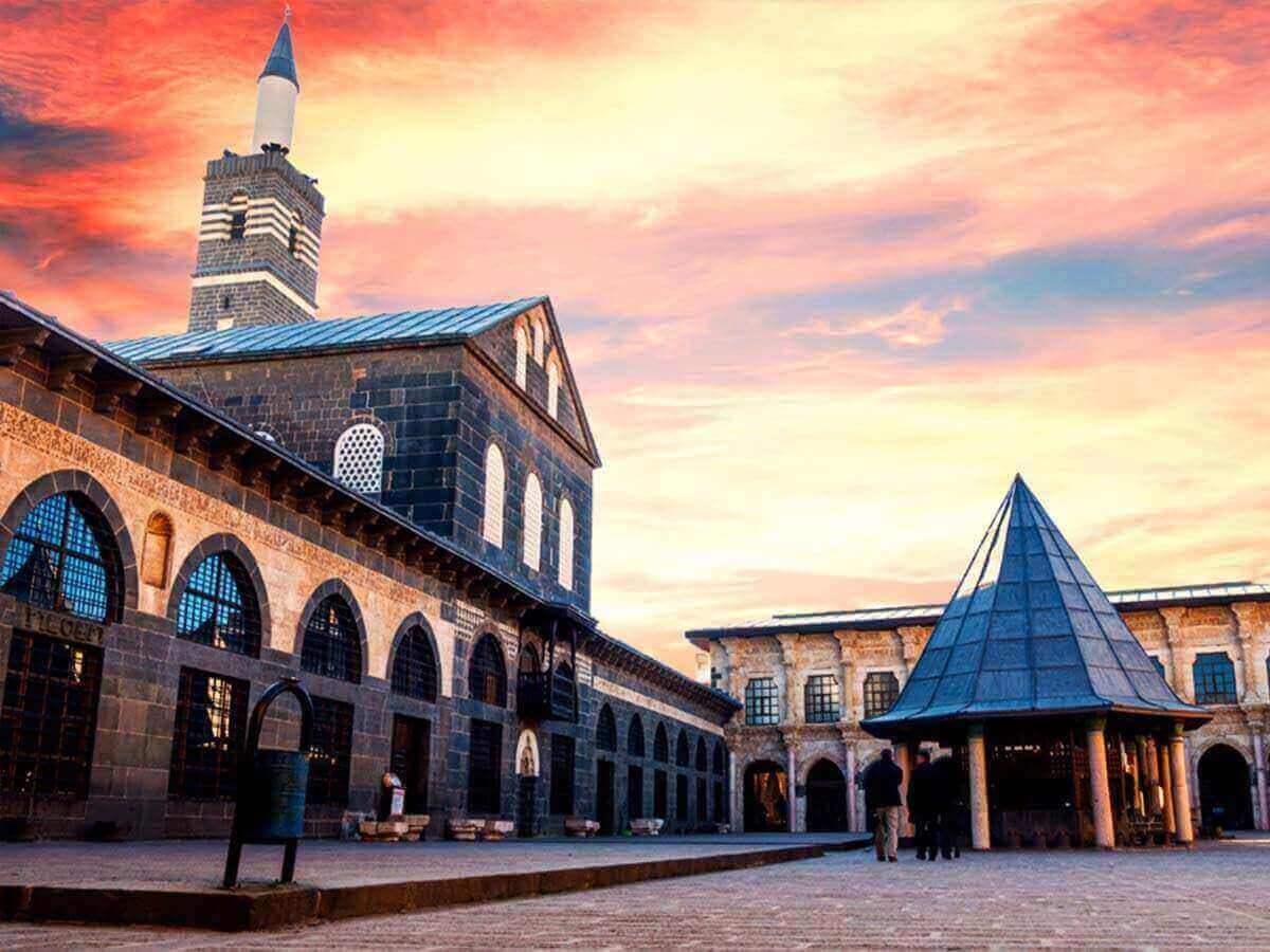 DİYARBAKIR VE ZERZEVAN KALESİ - 3