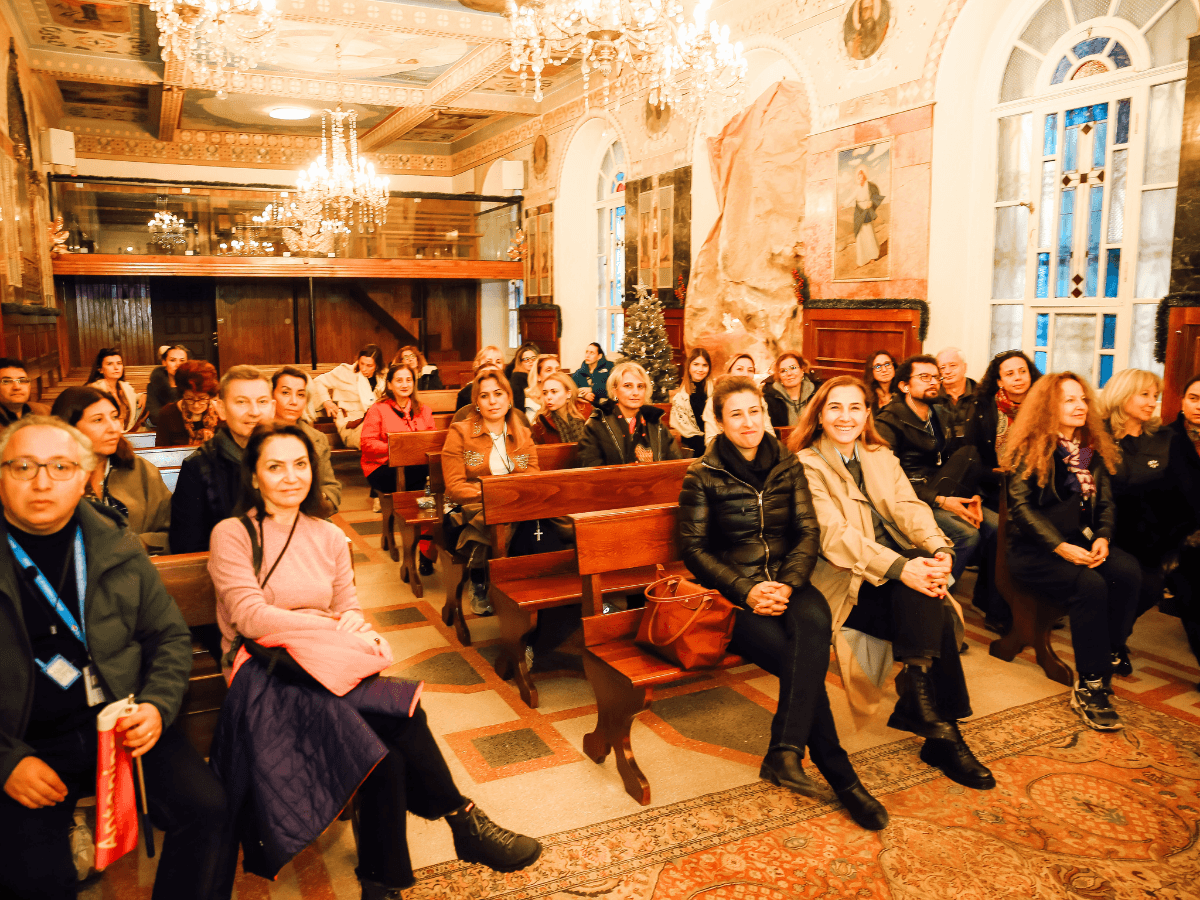 İSTANBUL’DA NOEL GECE - KATEDRAL - 6