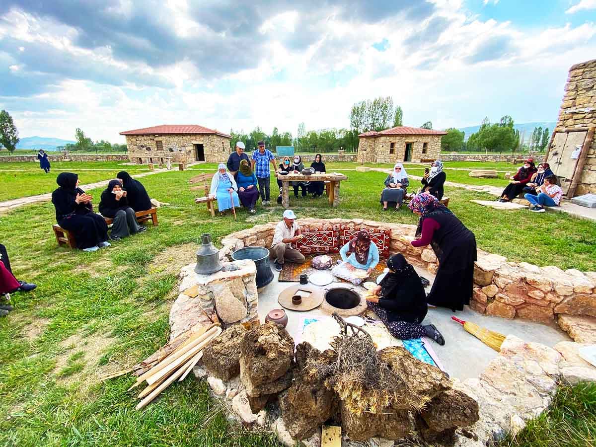 BAYBURT’UN ÇAĞDAŞ YÜZÜ: BAKSI VE KENAN YAVUZ MÜZESİ - 7